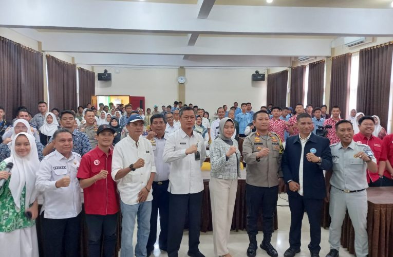 Tekan Angka Kecelakaan Lalu Lintas, Polresta Tanjungpinang Diskusi Bersama Pelajar SMKN 1