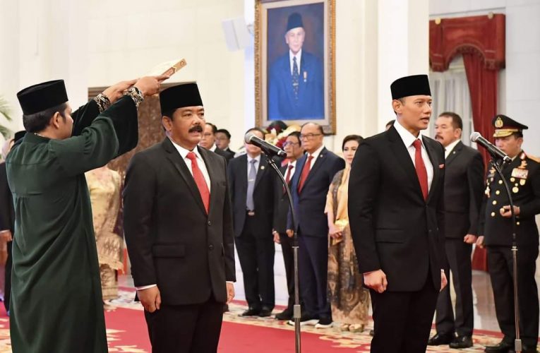 Di Penghujung Jabatan Presiden RI, Jokowi Melantik Dua Menteri dalam Kabinetnya