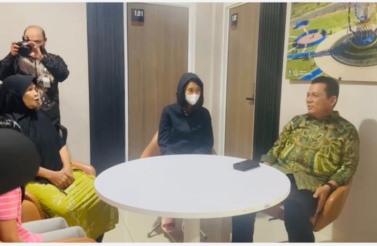 Dikunjungi Gubernur Ansar, Penghuni Rumah Singgah Jakarta Asal Kota Batam Senang 