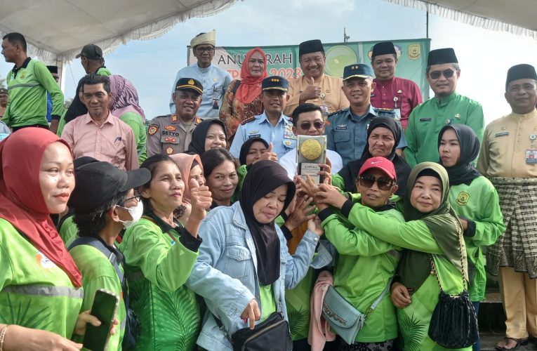 Tanjungpinang Raih Prestasi Gemilang dengan Piala Adipura dan Bebas Frambusia