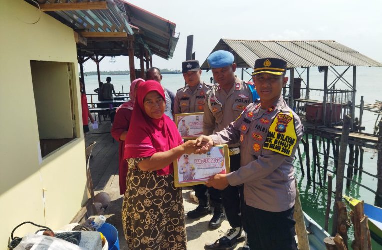 Polres Bintan Berikan Bantuan Sosial Kepada Masyarakat dibulan Ramadhan