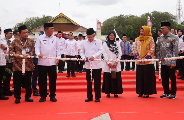 Wapres Ma’ruf Amin Resmikan KURMA 2024 dan Apresiasi Kolaborasi KDEKS-BI di Kepulauan Riau