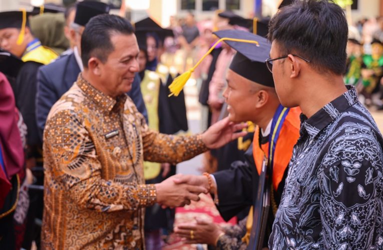 Gubernur Ansar Hadiri Sidang Terbuka Senat Universitas Maritim Raja Ali Haji Yang Ke-22