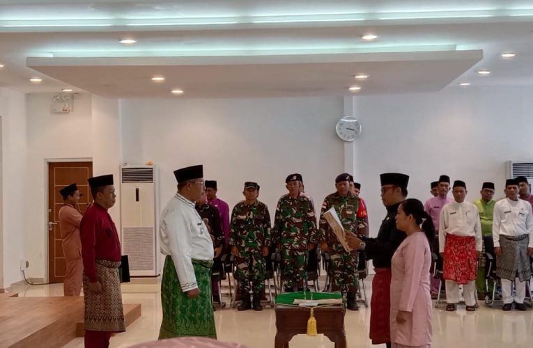 Bupati Anambas, Abdul Haris Lantik 48 Pejabat Eselon 3 dan 4