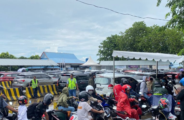 Kapolres Bintan Cek Langsung Arus Balik Lebaran 1445 H Tahun 2024 di Pelabuhan Tanjung Uban 