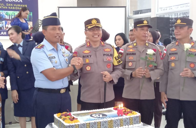Sinergi TNI AU dan Polri Memeriahkan HUT TNI AU ke-78 di Lanud RHF Tanjungpinang