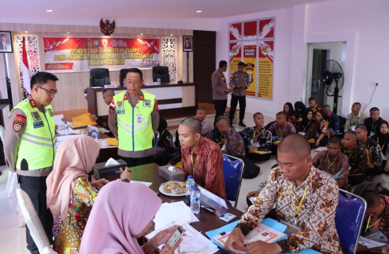 Polres Bintan Laksanakan Pemeriksaan Administrasi Tahap 1 Seleksi Penerimaan Anggota Polri