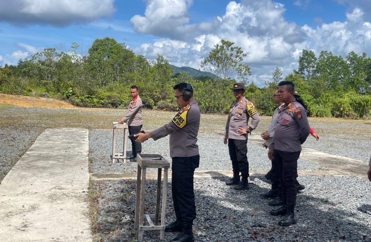 Asah Kemampuan Menggunakan Senjata Api, Polres Bintan Lakukan Latihan Menembak