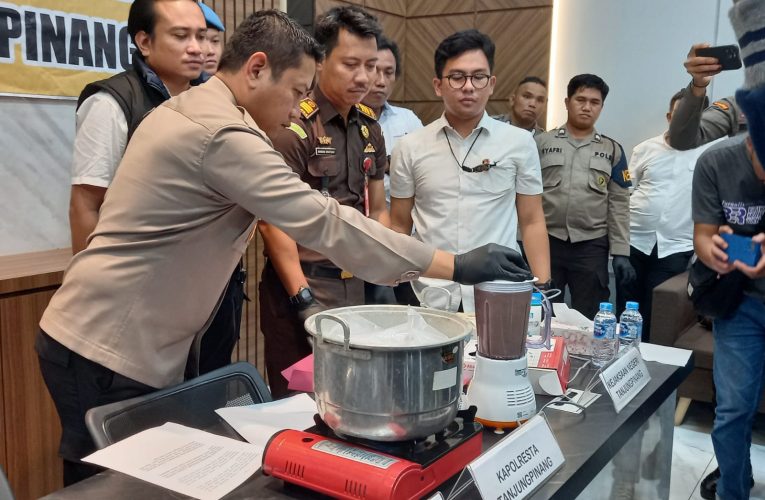 Polresta Tanjungpinang Musnahkan Barang Bukti Narkoba Sabu Seberat 649 Gram dan Ekstasi 683 Butir