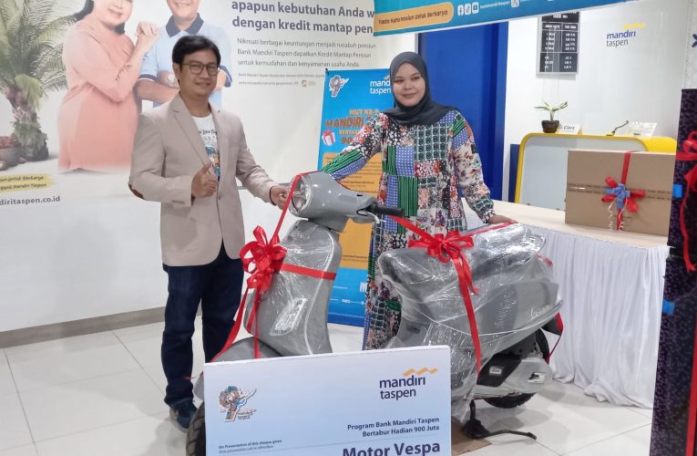 Bank Mandiri Taspen Cabang Tanjungpinang Berikan Hadiah Motor Vespa dalam Program Undian Bertabur Hadiah