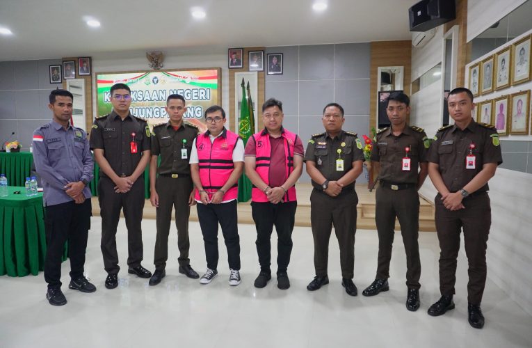 Dua Tersangka Korupsi Proyek di Tanjungpinang Ditahan