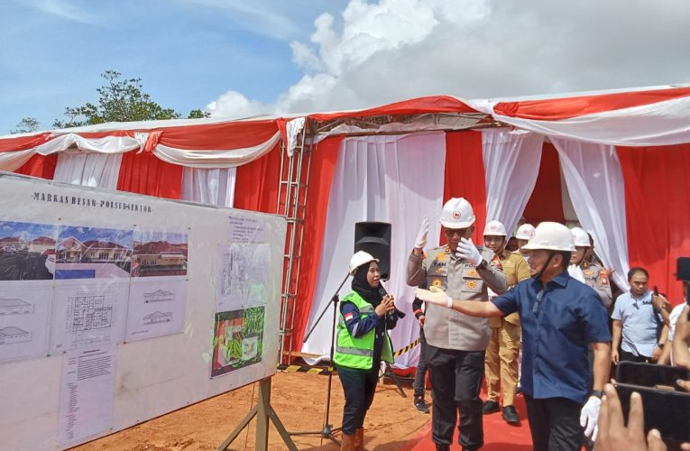 Kapolda Kepri Letakkan Batu Pertama Pembangunan Markas Polisi di KEK Galang Batang