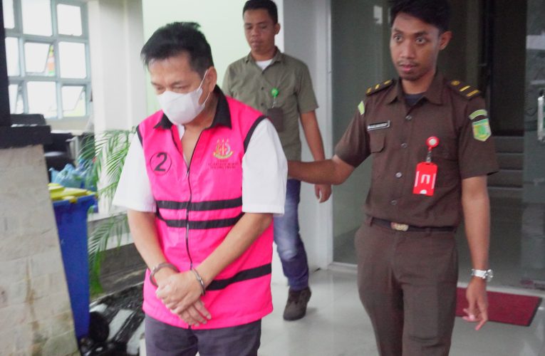 Kembali, Seorang Tersangka  Masuk Tahap 2 oleh Kajari Tanjungpinang dalam Kasus Dugaan Korupsi Dua Proyek di Tanjungpinang