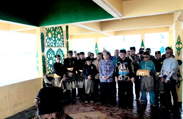 Gubernur Kepri Dampingi Menteri Besar Johor Kunjungi Pulau Penyengat, Tingkatkan Hubungan Bilateral dan Ekonomi