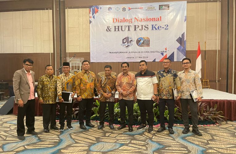 Kapolda Kepri Terima Penghargaan PJS Award di Jakarta