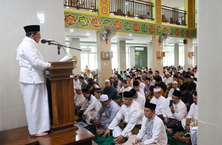 Jadi Khatib Sholat Idul Adha 1445 H, Ansar Tekankan Pentingnya Sensitivitas Sosial