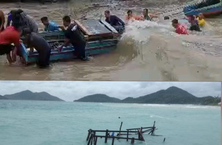 Angin Kencang, Hujan Lebat, serta Ombak Besar Menenggelamkan Perahu dan Dermaga Nelayan Desa Sunggak