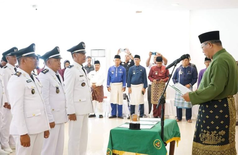 Pengukuhan Perpanjangan Masa Jabatan Kepala Desa dan Rapat Koordinasi Desa di Anambas