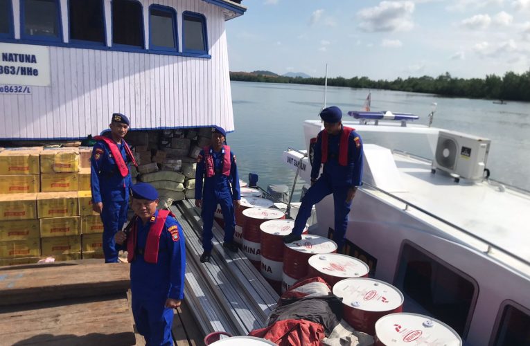 Satpol Airud Polresta Tanjungpinang Lakukan Pengecekan dan Pengawasan di Pelabuhan Bt 6