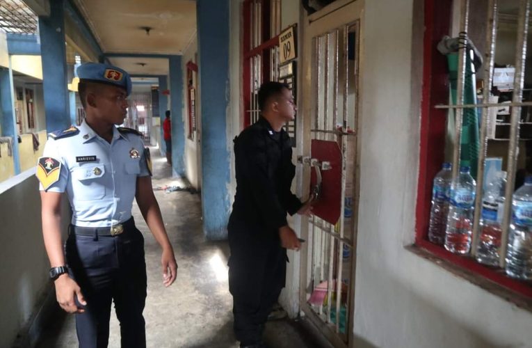 Lapas Narkotika Tanjungpinang Tingkatkan Keamanan dengan Kontrol Keliling Rutin