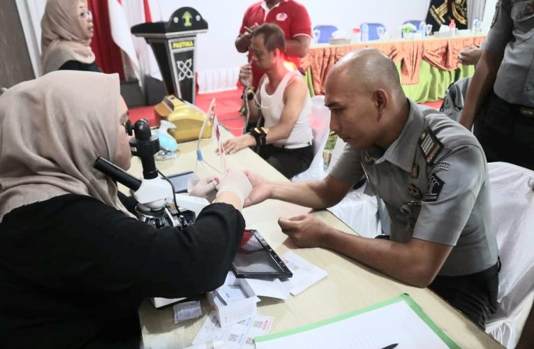 Kerjasama Lapas Narkotika Kelas IIA Tanjungpinang dengan PT FOHOWAY Internasional Indonesia, Pemeriksaan Kesehatan Petugas dan WBP
