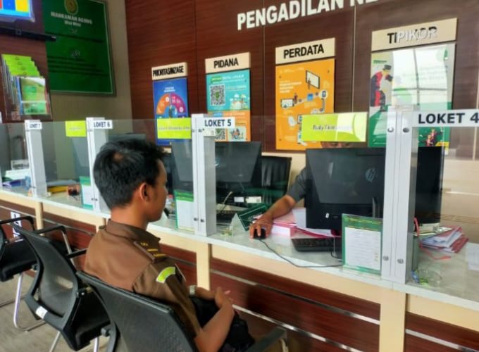 JPU Limpahkan Kasus Dugaan Korupsi Pengadaan Barang Inventaris SMP Negeri 1 Tanjungpinang ke Pengadilan Tipikor