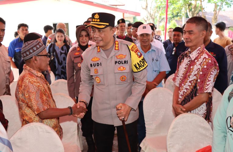 Kapolresta Tanjungpinang Gelar Jumat Curhat di Polsek Tanjungpinang Barat