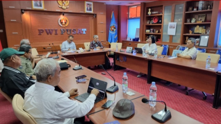 Hendry Ch Bangun Diberhentikan dari Keanggotaan PWI