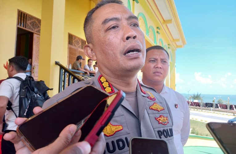 Kendaraan Diduga Pelangsir BBM Solar Subsidi di SPBU Km 8