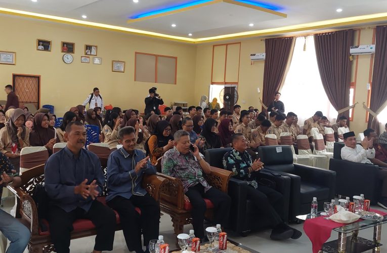 Kesbangpol Kepri Edukasi Pemilih Pemula untuk Pilkada 2024 di Tanjungpinang