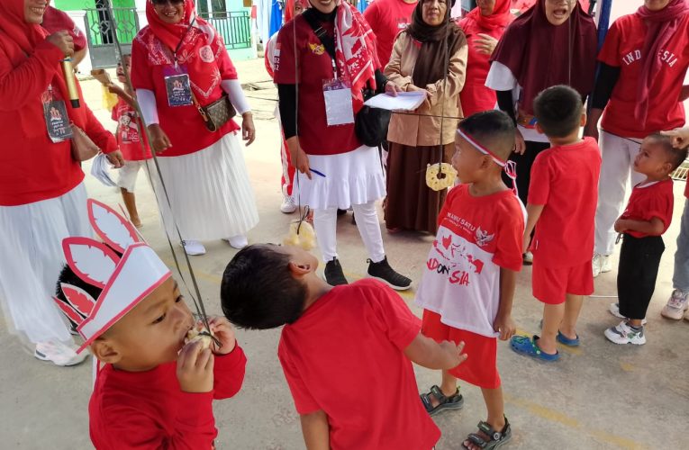 Warga RT 002/RW 012 Tanjungsengkuang Meriahkan HUT RI ke-79 dengan Pesta Rakyat