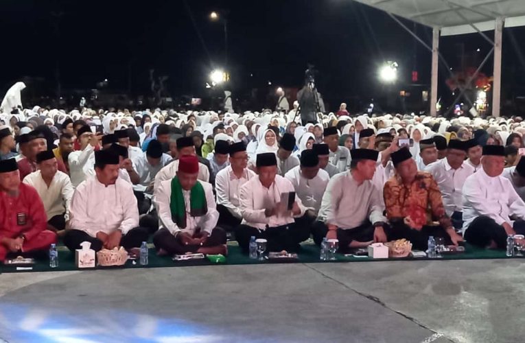 Peringati Hari Jadi Ke-22, Pemprov Kepri Gelar Tabligh Akbar di Tugu Sirih