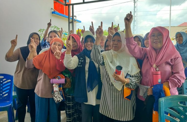 Paslon Rahma-Rizha Kampanye Door-to-Door di Tanjung Unggat, Sampaikan Visi dan Dengar Aspirasi Warga