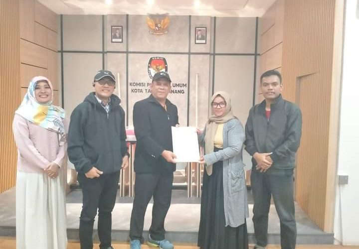 Rahma-Rizha Hafiz Tunjukkan Komitmen Transparansi dengan Penyerahan Laporan Awal Dana Kampanye ke KPU Tanjungpinang