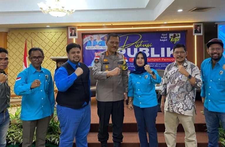 DPD KNPI Kepri Gelar Diskusi Publik di Batam, Gaungkan Peran Pemuda dalam Menyongsong Masa Depan Emas
