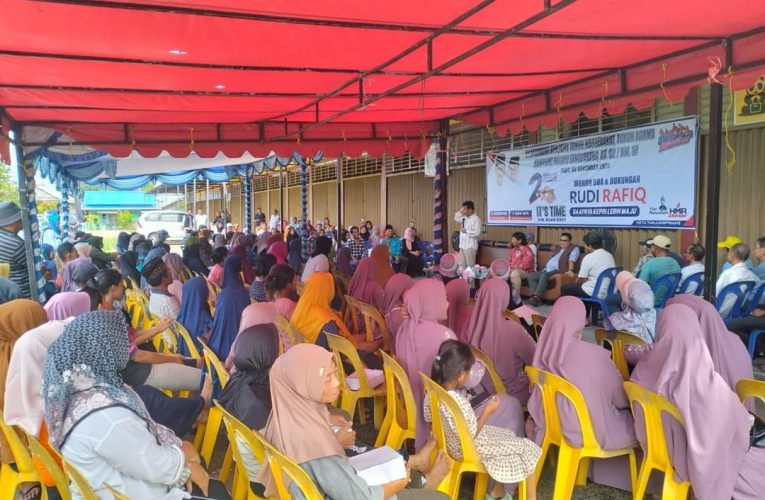 Pekik Takbir dan “Gubernur Baru Kepri” Sambut HMR di Kampung Melayu Senggarang