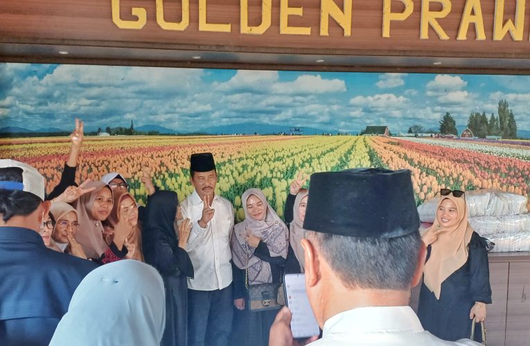 Bagi Ibu-ibu Majelis Taklim, Hanya Rudi yang Mampu Bikin Kepri Maju