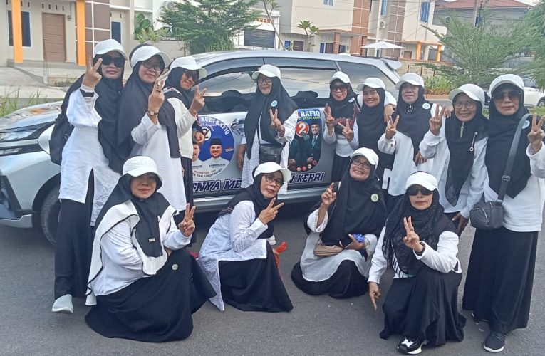 Relawan Rudi-Rafiq Door to Door Ajak Masyarakat Sambut Perubahan Kepri Maju