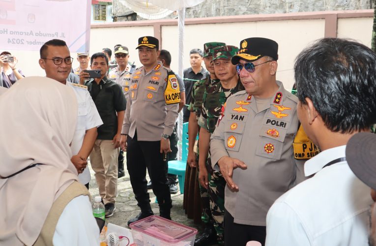 Kapolresta Tanjungpinang Dampingi Kapolda Kepri Pantau Langsung TPS di Pilkada Serentak 2024