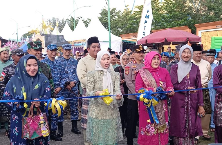 Dandim 0315 Tanjungpinang dan Kapolres Bintan Hadiri Pembukaan Temu Karya Desa dan Bintan Expo