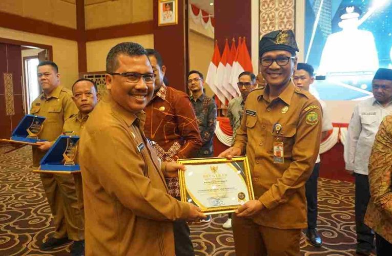 Kota Tanjungpinang Raih Anugerah Keterbukaan Informasi Publik Tahun 2024
