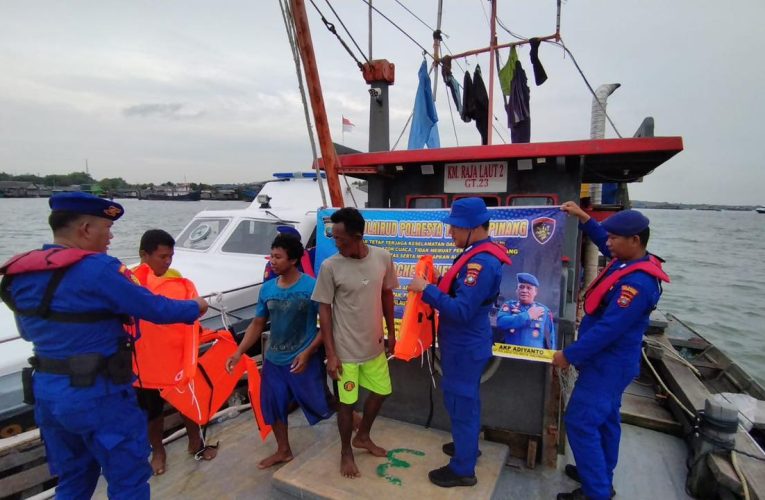 Masuk Angin Utara, Sat Polairud Polresta Tanjungpinang Himbau Keselamatan Berlayar dan Mitigasi di Perairan