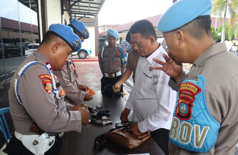 Propam Polresta Tanjungpinang Periksa Senpi Dinas dan Judi Online Personel