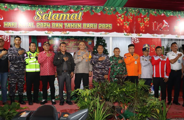 Kapolresta Tanjungpinang, Pemko, dan Forkopimda Pantau Keamanan Malam Tahun Baru Bersama Kapolri dan Menkopolhukam