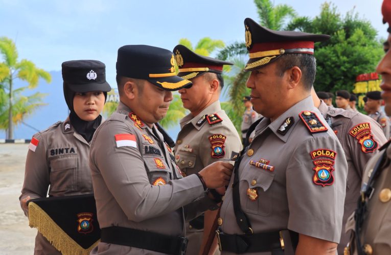 Kapolres Anambas Pimpin Upacara Sertijab Wakapolres dan Kasat Reskrim Polres Kepulauan Anambas