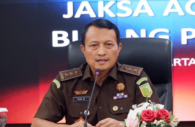 Rapat Koordinasi Kejaksaan Agung dan Komisi Kejaksaan RI Bahas Pengawasan dan Sinkronisasi Data
