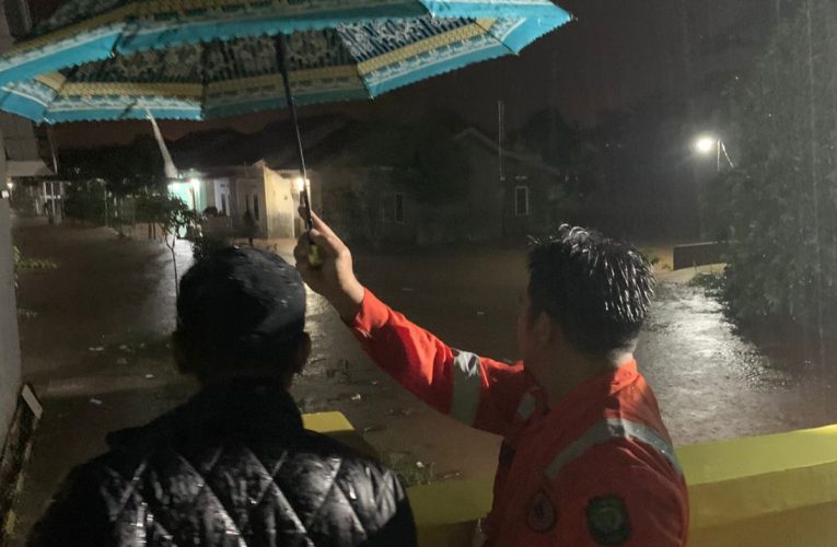 Hujan Deras dan Angin Kencang Landa Tanjungpinang, Puluhan Rumah Terendam Banjir