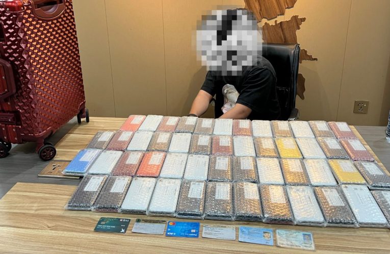 Bea Cukai Batam Berhasil Amankan 100 iPhone Bekas di Tengah Lonjakan Libur Nataru