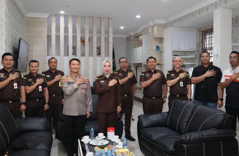 Kapolresta Tanjungpinang Jalin Silaturahmi dengan Kejaksaan Negeri Tanjungpinang