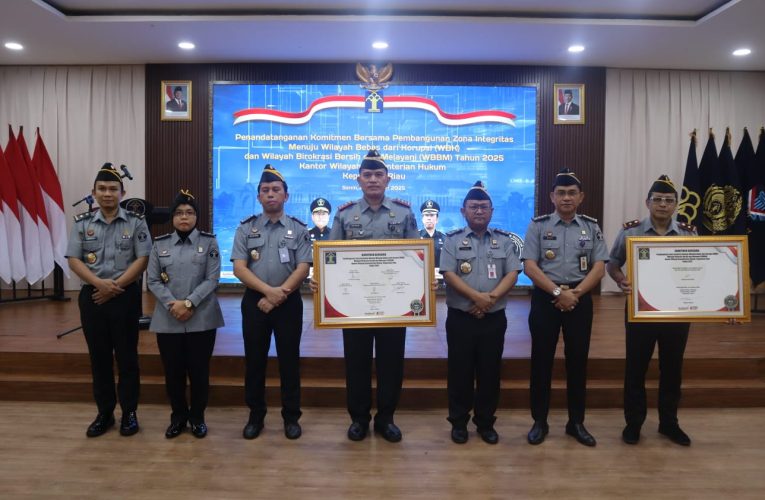 Mewujudkan Zona Integritas: Kanwil Kemenkumham Kepri Tandatangani Komitmen Menuju WBK/WBBM 2025